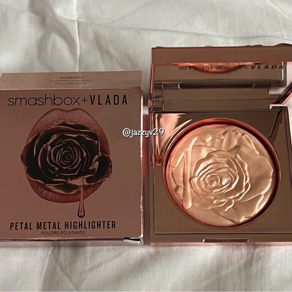 ✨Smashbox + Vlada Petal Metal Highlighter✨